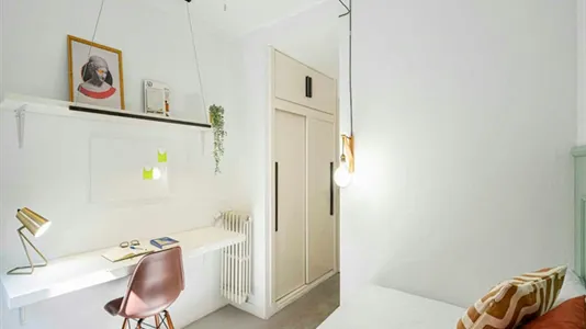 Rooms in Madrid Centro - photo 2