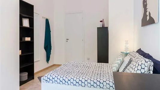 Rooms in Buccinasco - photo 1