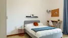 Room for rent, Milano Zona 7 - Baggio, De Angeli, San Siro, Milan, Viale Renato Serra