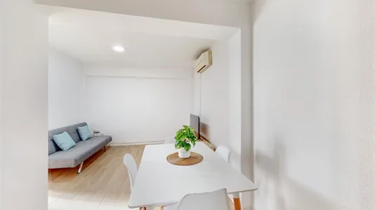 Rooms in Castellón de la Plana/Castelló de la Plana - photo 4