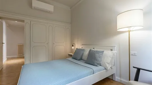 Rooms in Florence - photo 2