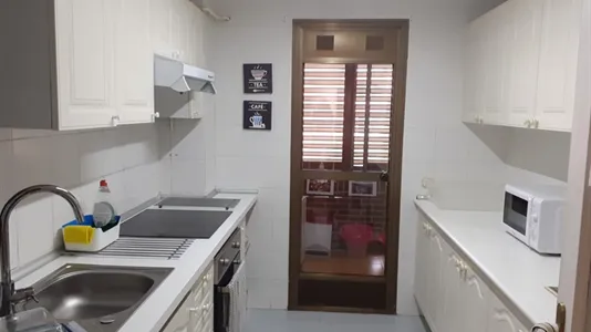 Rooms in Pozuelo de Alarcón - photo 6