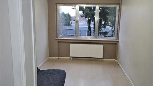 Rooms in Sint-Pieters-Leeuw - photo 5