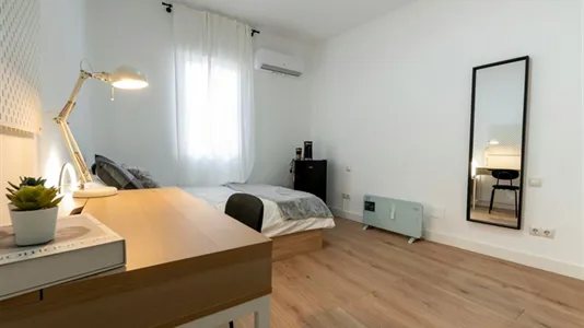 Rooms in Madrid Chamberí - photo 5