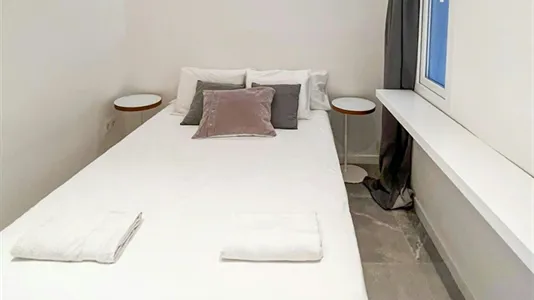 Apartments in Barcelona Ciutat Vella - photo 5