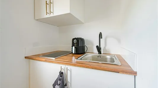 Rooms in Villaviciosa de Odón - photo 6