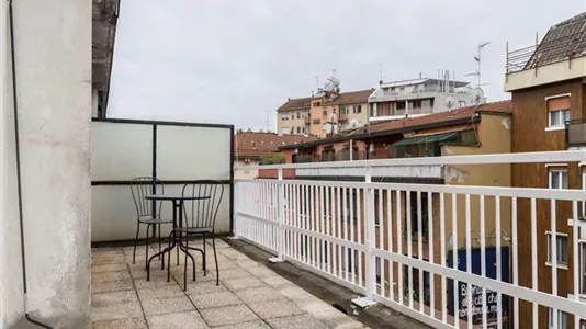 Rooms in Milano Zona 8 - Fiera, Gallaratese, Quarto Oggiaro - photo 2