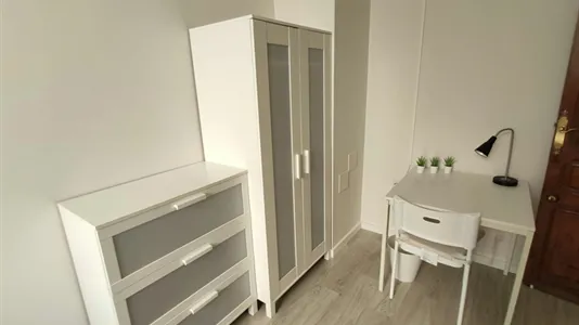 Rooms in Valencia Ciutat Vella - photo 2