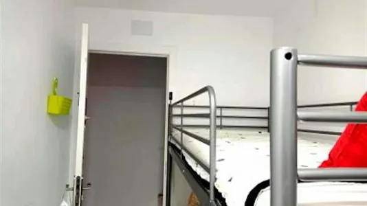 Rooms in Madrid Centro - photo 3