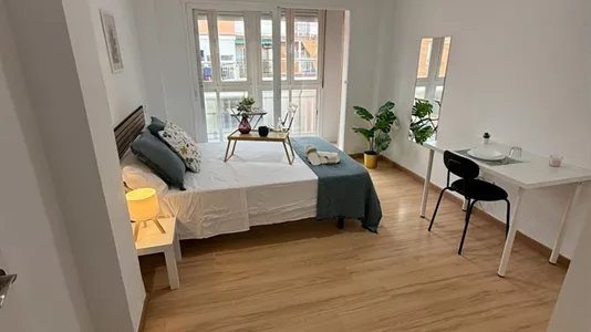 Rooms in Alcalá de Henares - photo 4