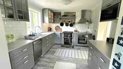 Grisslehamn - 3rok - 8mån - 13.800kr/mån
