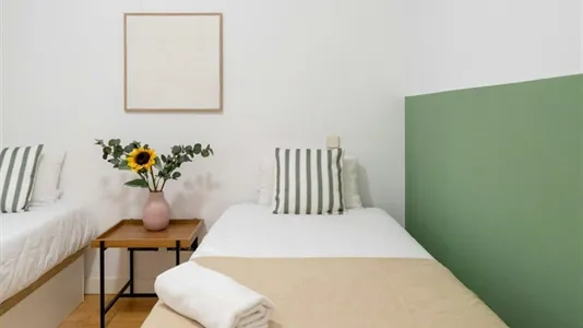 Rooms in Madrid Chamberí - photo 8