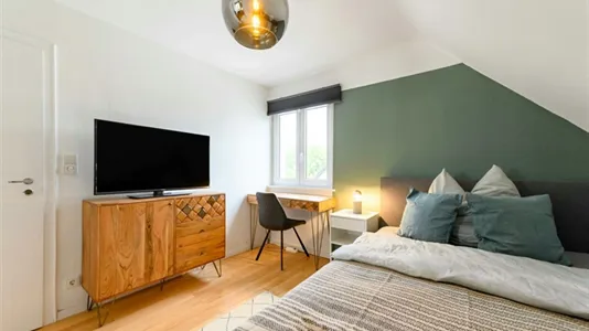 Rooms in Stuttgart-Ost - photo 2