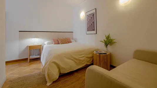 Rooms in Madrid Retiro - photo 1