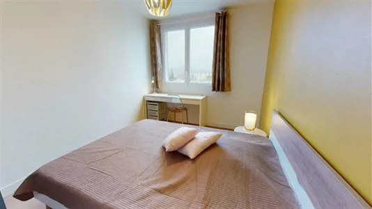 Rooms in Grenoble - photo 2
