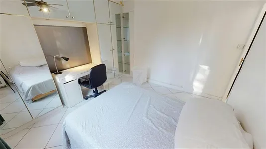 Rooms in Grenoble - photo 2