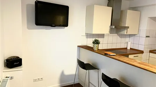 Apartments in Cologne Innenstadt - photo 6