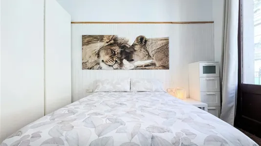 Apartments in Barcelona Ciutat Vella - photo 5