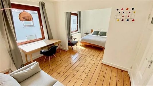 Rooms in Hamburg Nord - photo 1