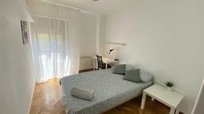 Room for rent in Madrid Fuencarral-El Pardo, Madrid