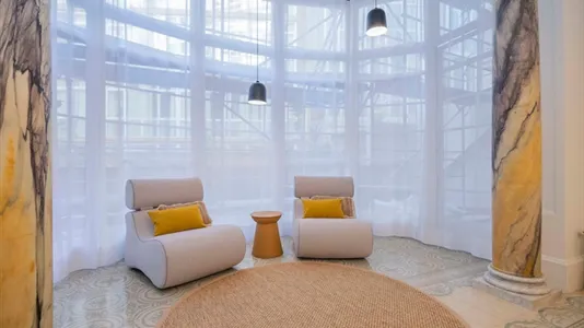 Apartments in Barcelona Eixample - photo 6