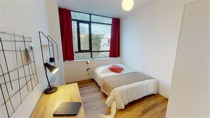 Room for rent in Nanterre, Île-de-France