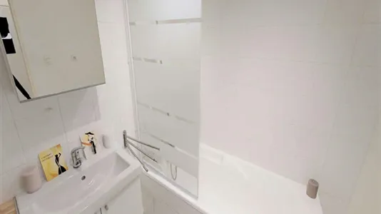 Rooms in Lyon - photo 10