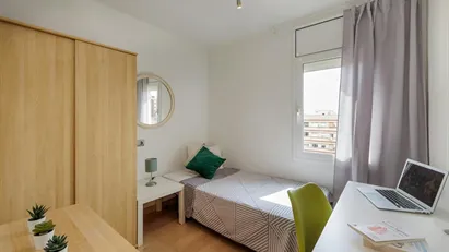 Room for rent in Barcelona Horta-Guinardó, Barcelona