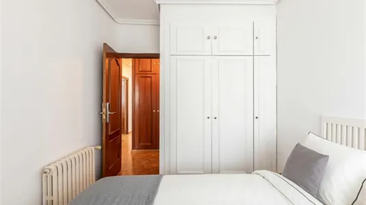 Rooms in Valencia Extramurs - photo 2