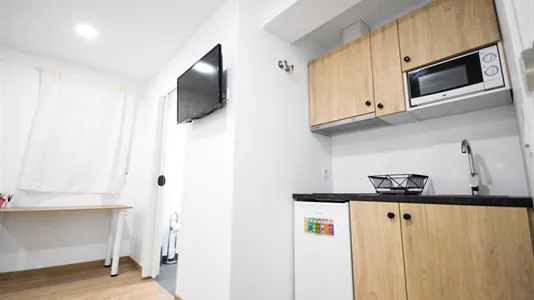 Apartments in Valencia Extramurs - photo 7