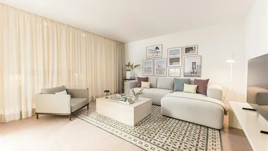 Apartments in Barcelona Ciutat Vella - photo 3