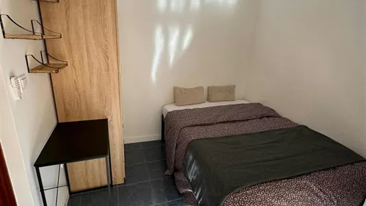 Rooms in Tavernes Blanques - photo 2