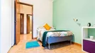 Room for rent, Padua, Veneto, &lt;span class=&quot;blurred street&quot; onclick=&quot;ProcessAdRequest(10414752)&quot;&gt;&lt;span class=&quot;hint&quot;&gt;See streetname&lt;/span&gt;[xxxxxxxxxxxxx]&lt;/span&gt;