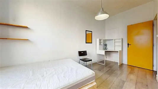 Rooms in Grenoble - photo 4