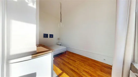Rooms in Lyon - photo 3