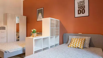 Room for rent in Milano Zona 1 - Centro storico, Milan