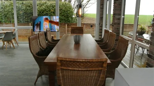 Apartments in Esslingen - photo 2
