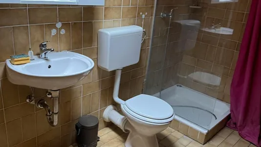 Rooms in Besnica - photo 6