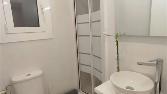 Rooms in Barcelona Sant Martí - photo 5