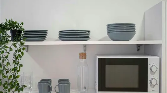 Rooms in Madrid Centro - photo 5