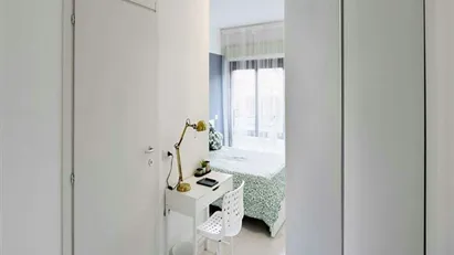 Room for rent in Milano Zona 9 - Porta Garibaldi, Niguarda, Milan