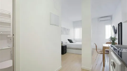 Apartments in Madrid Ciudad Lineal - photo 3