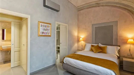 Apartments in Florence - photo 9
