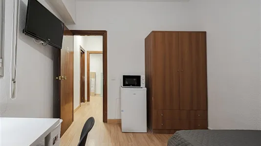 Rooms in Alcalá de Henares - photo 7