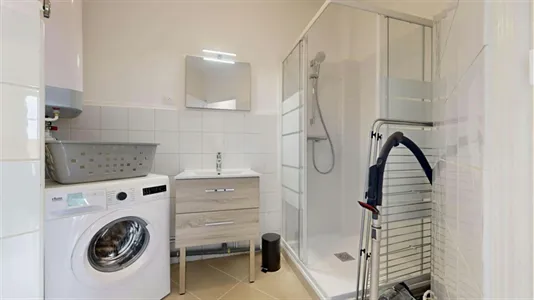 Rooms in Lyon - photo 10