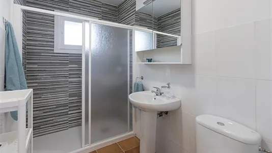 Rooms in Bilbao - photo 10