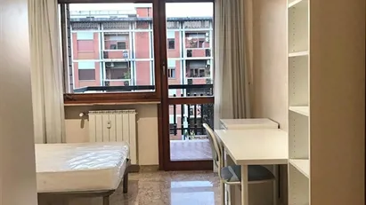 Room for rent in Roma Municipio VII – Appio-Latino/Tuscolano/Cinecittà, Rome