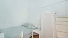 Room for rent, Lisbon (region), &lt;span class=&quot;blurred street&quot; onclick=&quot;ProcessAdRequest(8336930)&quot;&gt;&lt;span class=&quot;hint&quot;&gt;See streetname&lt;/span&gt;[xxxxxxxxxxxxx]&lt;/span&gt;