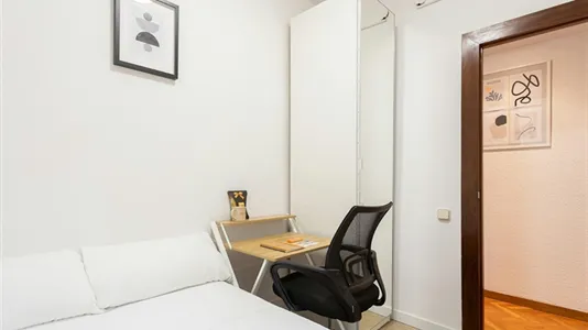 Rooms in Barcelona Gràcia - photo 5