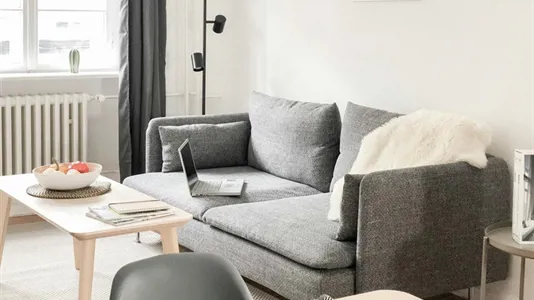 Apartments in Berlin Charlottenburg-Wilmersdorf - photo 2